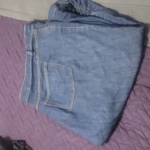 MAKE AN OFFER! Denim Capris